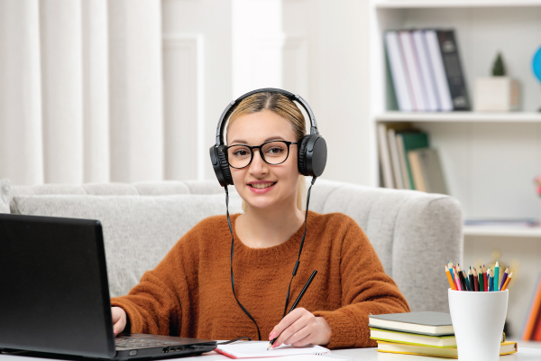 Career-growth-with-online--MBA-courses